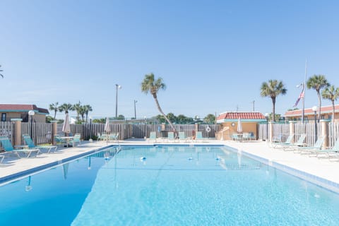 Steps to the community pool