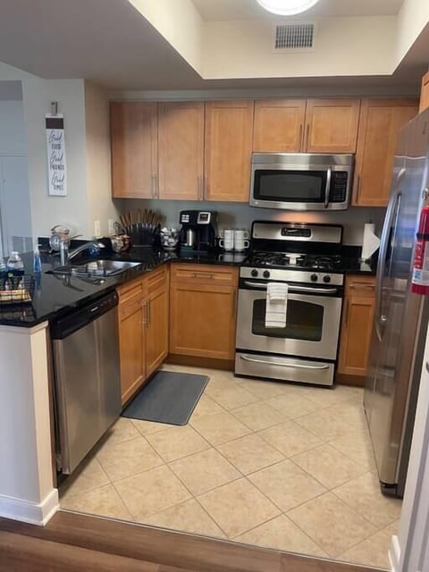 Kitchen equipped with all of your needs