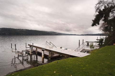 Private Dock for guests use!