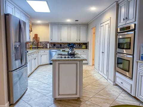 Large kitchen, for preparing and serving your meals.