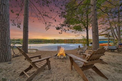 Enjoy relaxing fires by the water with family and friends