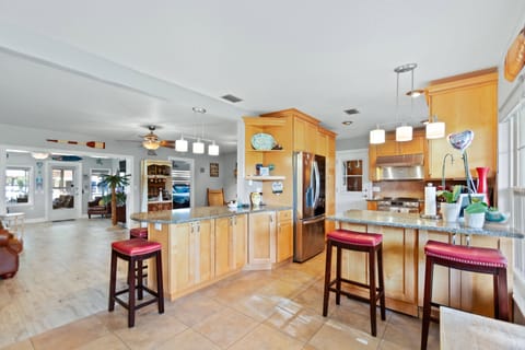 kitchen breakfast bar and stools