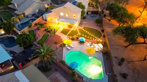 Arial view of 1/3 of an acre property☀️