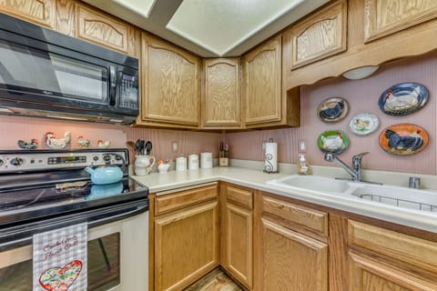 Kitchen | Cooking Basics | Coffee Maker