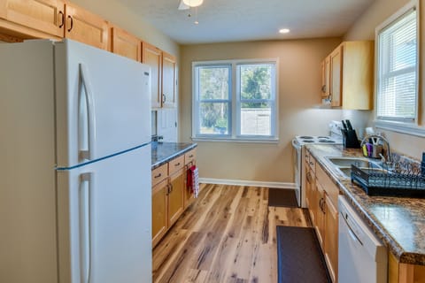 Kitchen | Cooking Basics | Dishwasher | Coffee Maker