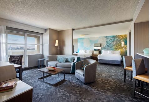 Unit with 2 Queen beds. Exact unit will be assigned upon arrival. Views, colors, and decor may vary.