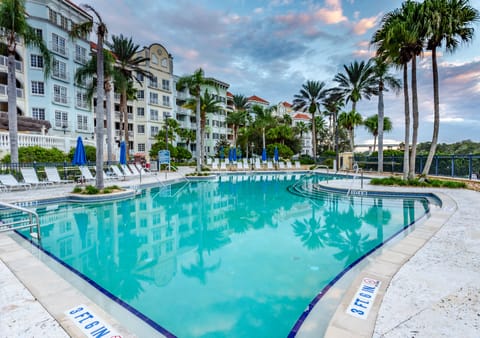 Yacht Harbor Village Outdoor Pool (1)