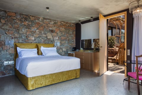 A comfortable double bed for your sleeping pleasure!