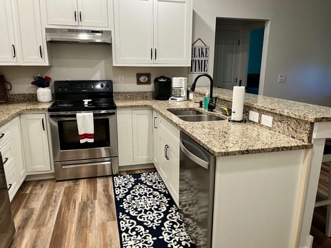 Fully equipped kitchen.