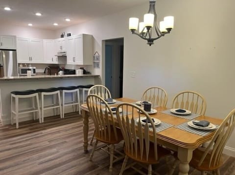 Dining area can seat up to ten.