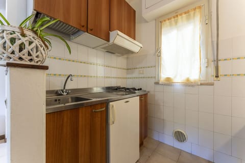 Autumn, Kitchen, Living Room, Spring, Summer