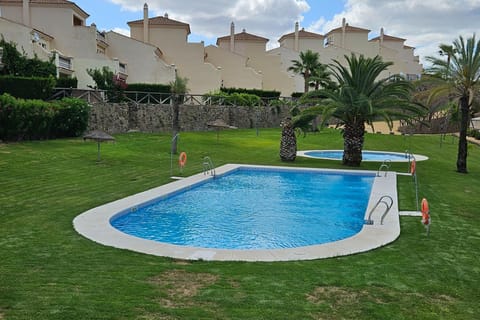 Holiday Home Swimming Pool