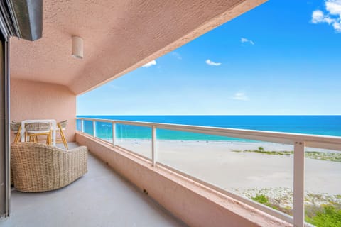 Start or end your day with this stunning panorama of the coastline.