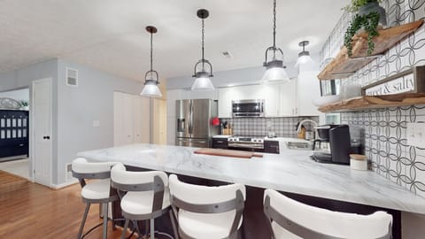 Fully Stocked Kitchen