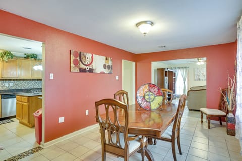 Dining Area | Dining Table | Dishware/Flatware