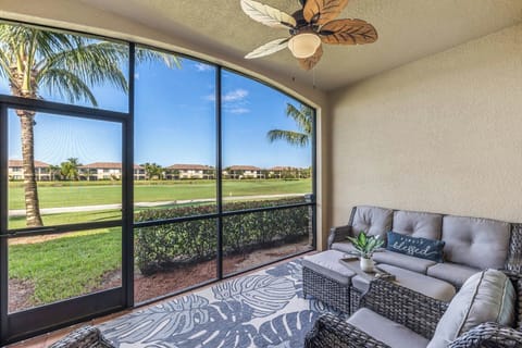 Rear Lanai Views
