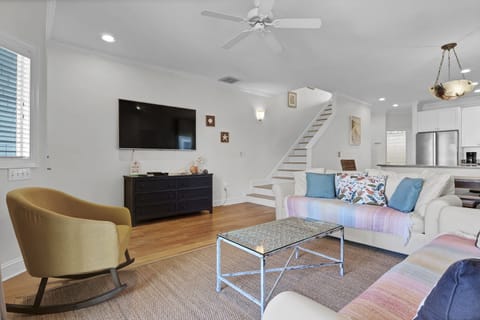 Open floor plan with plenty of room for everyone