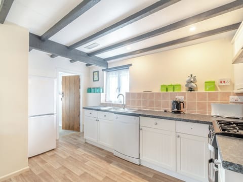 Kitchen | Granary Cottage - Brongwyn Cottages, Penparc, near Cardigan