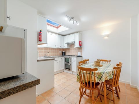 Kitchen/diner | Brongwyn Cottages- Primrose Cottage - Brongwyn Cottages, Penparc, near Cardigan