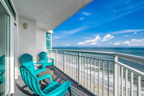 Welcome to Carolinian Beach Resort 1633!