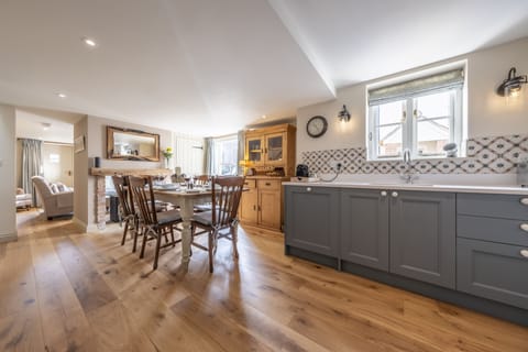 Ground floor: Looking to the dining area