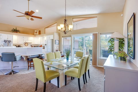 Dining Area | Free WiFi | Central Heating & A/C