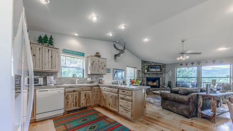 Full stocked kitchen