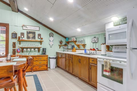 Studio | Kitchen | Coffee Maker | Cooking Basics