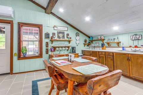 Studio | Dining Area | Dishware & Flatware Provided