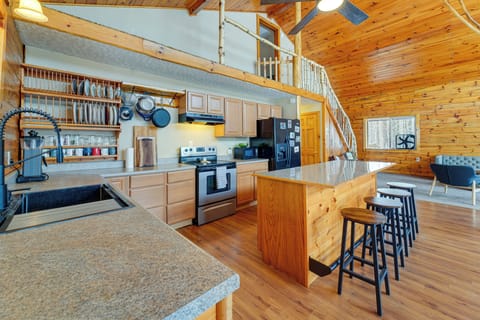 Kitchen | Central Heating | Self Check-In