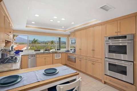 Kitchen with large view window