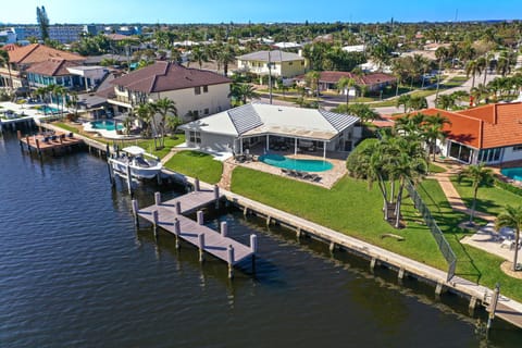 Main intracoastal waterway - endless stunning views