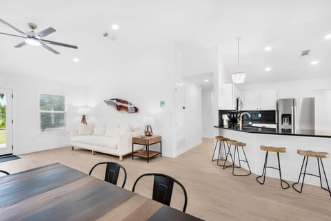 Dining to kitchen view