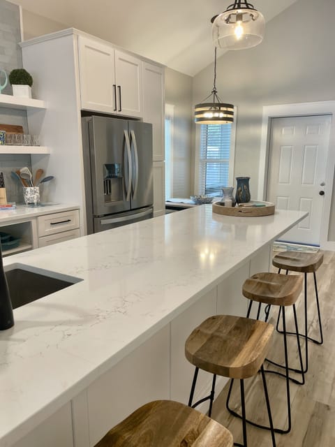 Fun bar seating for 5