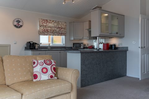 Living Room / Lounge