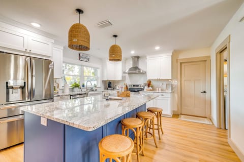 Kitchen | Keurig | Complimentary Coffee Pods