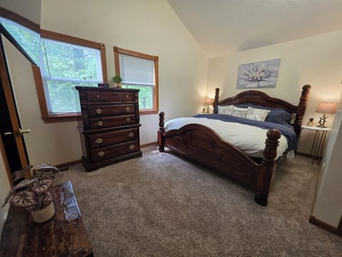 King bed 