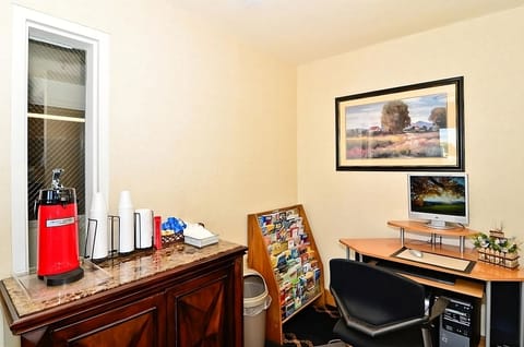 Catch up on emails comfortably at the convenient business station.