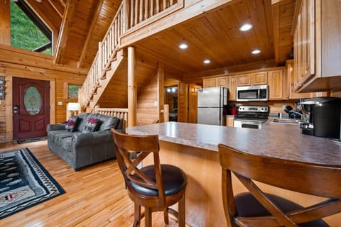 Mountain Sunrise's open living space