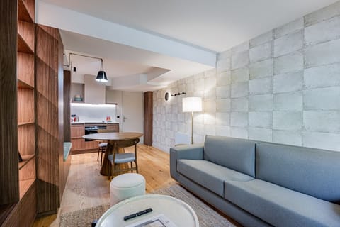 LovelyFlat-SacréCoeurMontmartre-Swimmingpool