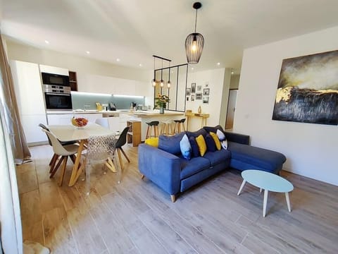 Living Area and Kitchen (1)