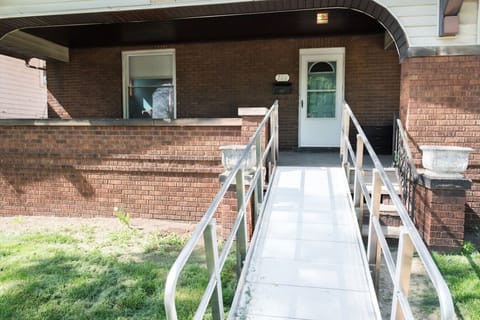 This ramp does not meet ADA standards