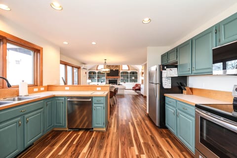 Kitchen has dishwasher, Microwave, stove, fridge. Cook great meals!