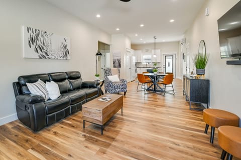 Campbellsville Vacation Rental | 2BR | 1.5BA | 1,300 Sq Ft | Step-Free Access