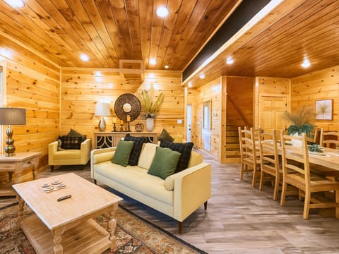 Welcome to Cove Meadows - Newly Built Cabin Near Dollywood!
