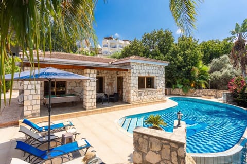 Beautiful villa with private pool and terrace