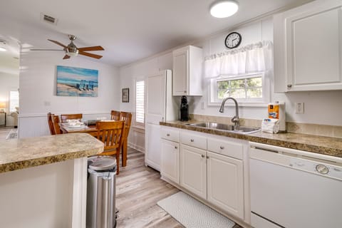 Kitchen | Keurig Coffee Maker | Air Fryer