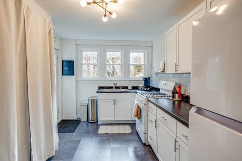 Large, fully stocked kitchen including washer & dryer.