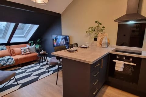 Open plan living to interact with your family 