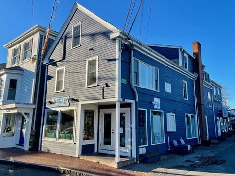 Condominium located on the upper two floors of this building